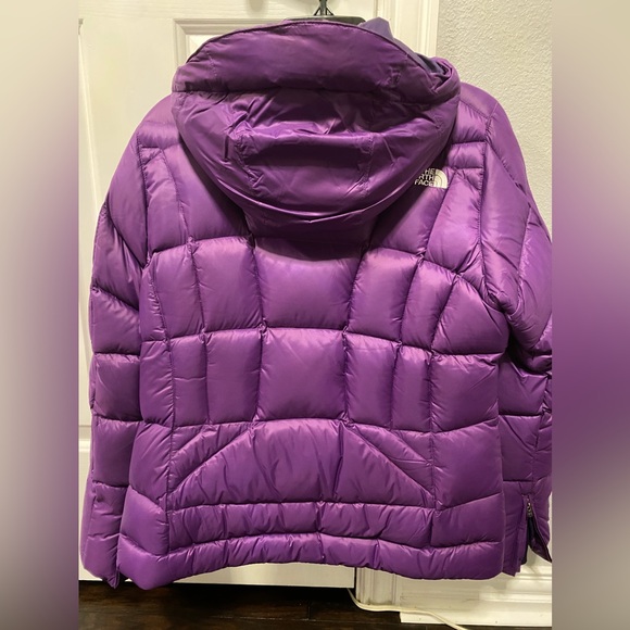The North Face Down Puffer Jacket Purple Medium size
NWOT - Picture 3 of 7